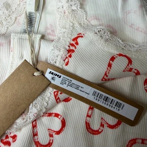 SKIMS Women's Two-Piece Heart Print Pajama Set in White and Red - Picture 3 of 6